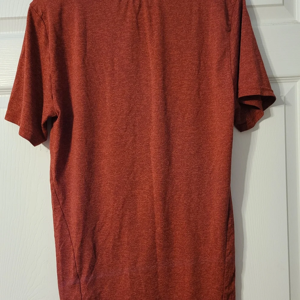 Men's athletic Nike Dry-Fit T-shirt - Picture 2 of 4